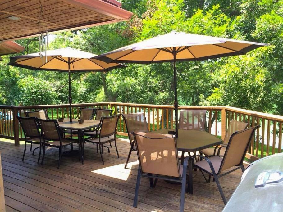 The River Haven - Sleeps 32 - On Guadalupe River Seguin Exterior photo